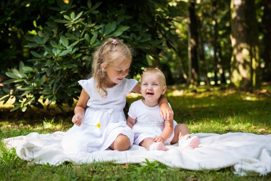 Sesja dziecięca w plenerze, zdjęcia dziecięce Śląsk, fotografia dziecięca, sesja rodzina w plenerze