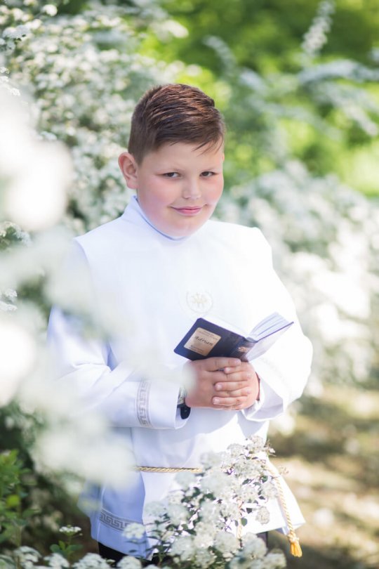 zdjęcia komunijne, sesja plenerowa, plener komunia, fotorelacja z komunii, fotograf Śląsk