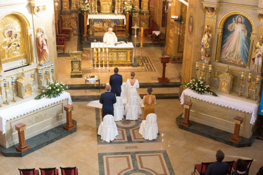 Zdjęcia ślubne - ceremonia w kościele