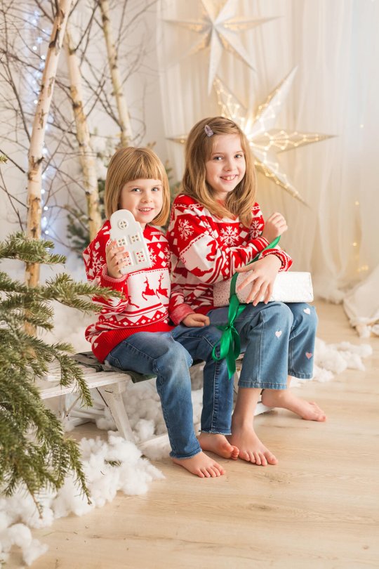 zimowa sesja zdjęciowa w przedszkolu Katowice, sesja zimowo -bożonarodzeniowa oferta fotografa