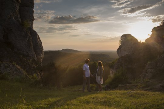 sesja zaręczynowa, narzeczeni, sesja narzeczeńska na Górze Zborów, fotografia ślubna Śląsk